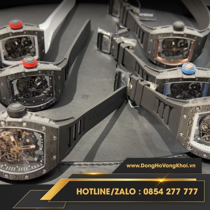 BST đồng hồ Richard Mille RM 055 vỏ carbon gồm nhiều màu