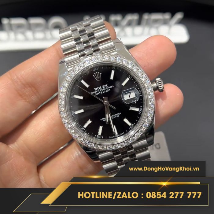 Phiên bản Rolex Datejust mặt màu đen sang trọng