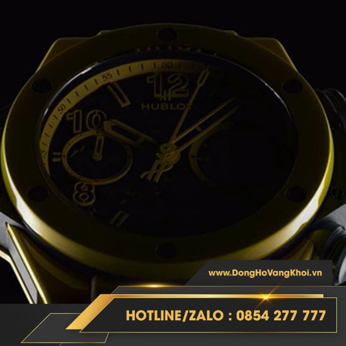 Phong cách skeleton kết hợp với lớp kính sapphire dễ dàng quan sát