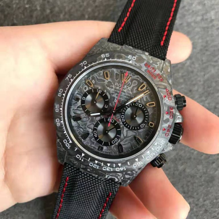Đánh giá chi tiết bản sao của Nhà máy Noob Rolex DIW Daytona All Black với Super Clone 4130 Movement