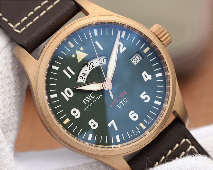 Đồng hồ IWC Pilot UTC Spitfire MJ271 replica 1:1 – Siêu phẩm khiến tín đồ mê mẩn