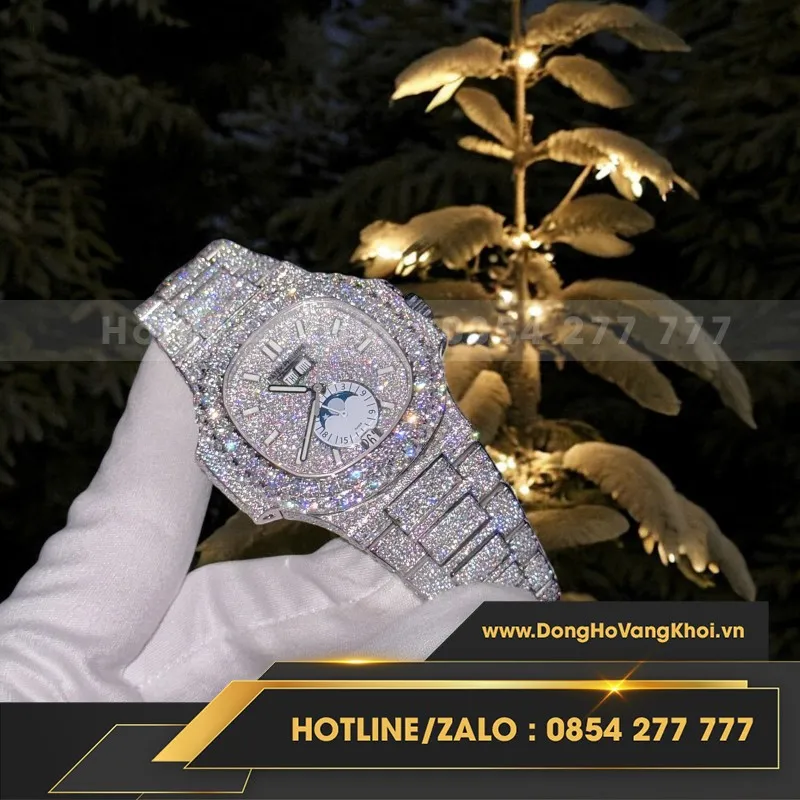 Đồng Hồ Patek Philippe Nautilus 5719 Đính Full Kim Cương Nhân Tạo Moissanite 40mm