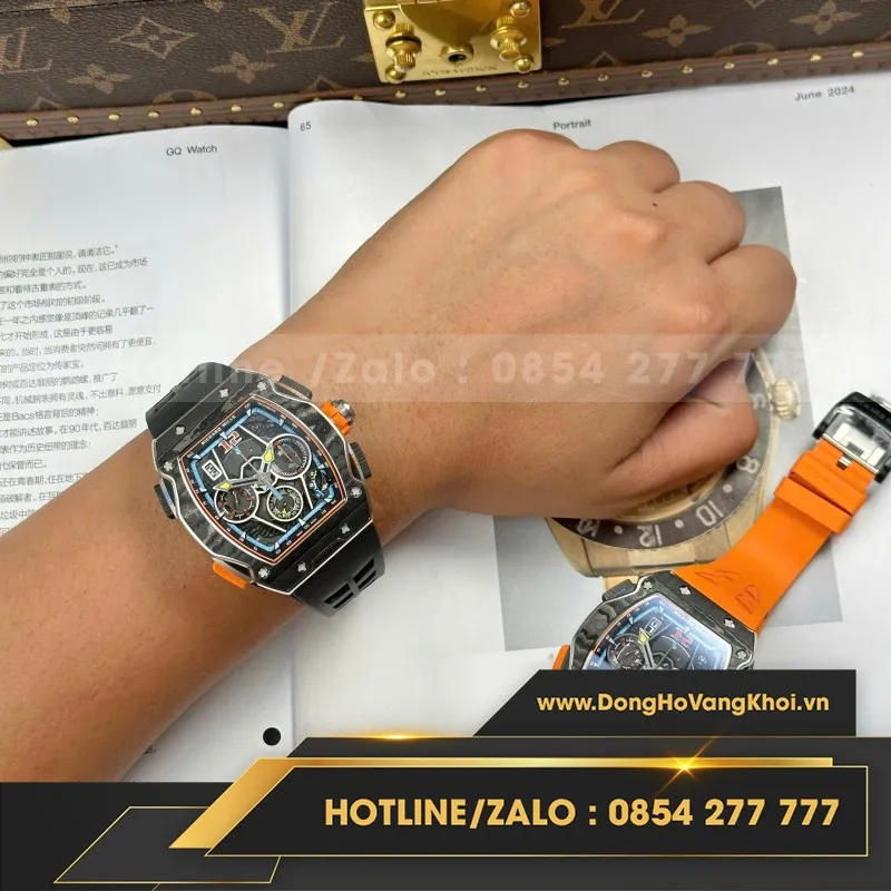 Đồng Hồ Richard Mille RM65-01 Chế Tác Vỏ Carbon Dây Cao Su Đen 44,5×49,9mm