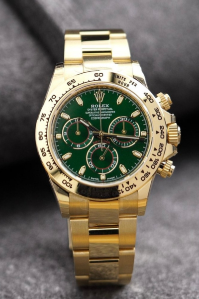 Đồng hồ Rolex Cosmograph Daytona 116508 Loki Green Dial chế tác vàng khối ở đâu uy tín?