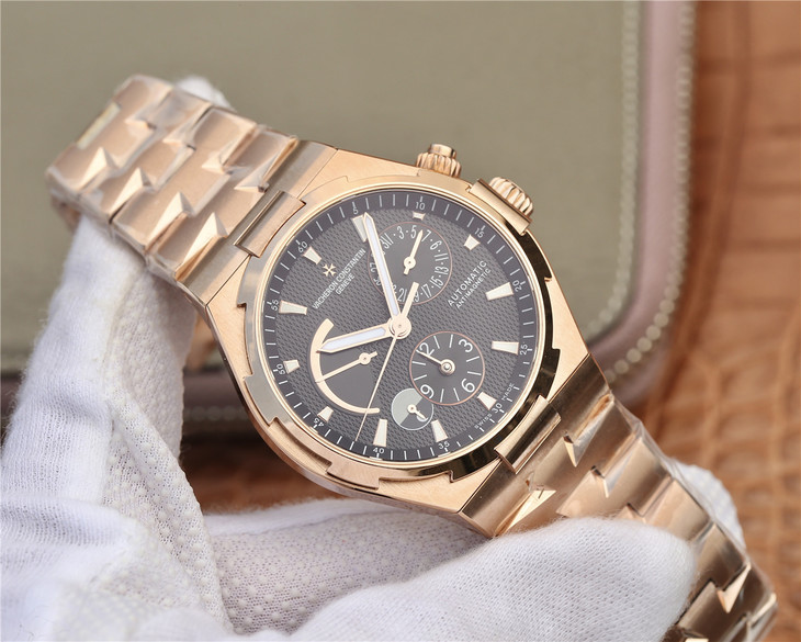 Đồng hồ Vacheron Constantin siêu cấp 1:1 dự trữ năng lượng có gì đặc biệt?